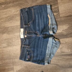 Hollister denim shorts size 5 w27